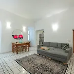 Apartman Guarnacci *