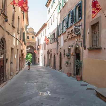 Guarnacci *